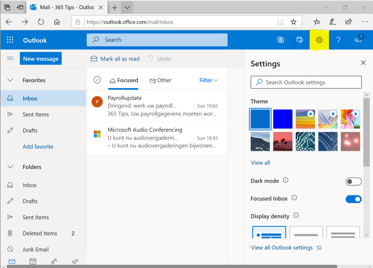 🌃 How to change Outlook Online to dark mode?