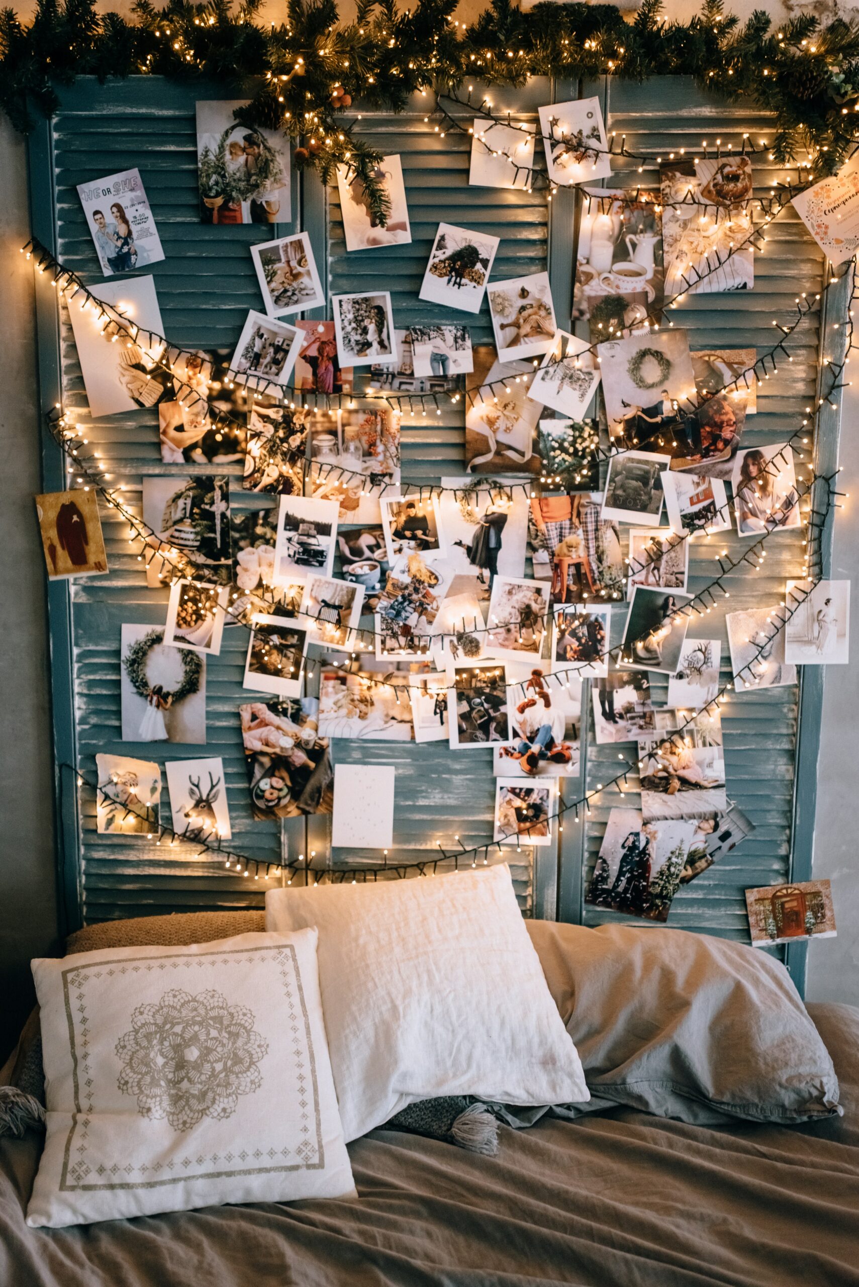 Small pictures on the wall cushions sleeping bed